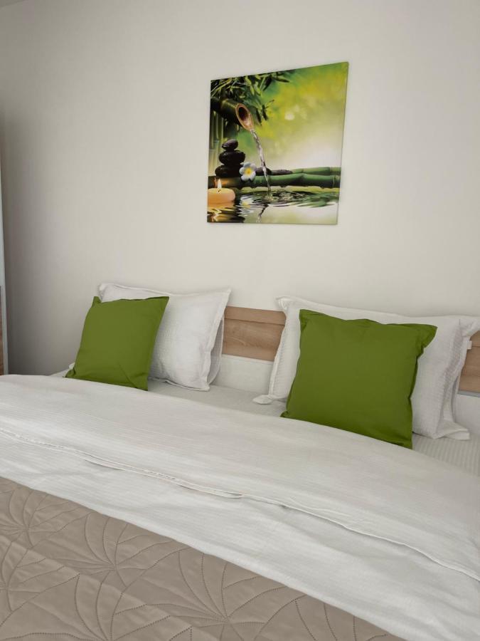 Relaxing Bucharest Airport Residences & Therme-Self Check-In Otopeni Exterior foto