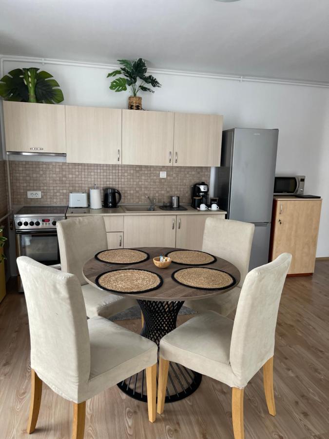 Relaxing Bucharest Airport Residences & Therme-Self Check-In Otopeni Exterior foto