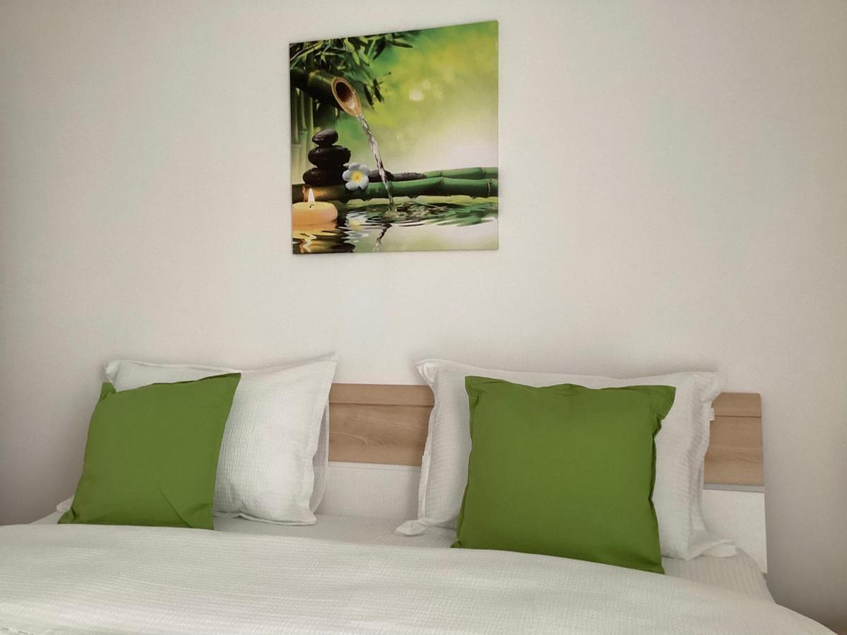 Relaxing Bucharest Airport Residences & Therme-Self Check-In Otopeni Exterior foto